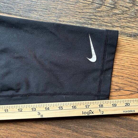 Nike Pro Dri-Fit Crop Leggings Women’s Large Black Fitted Capris Workout - Picture 6 of 6